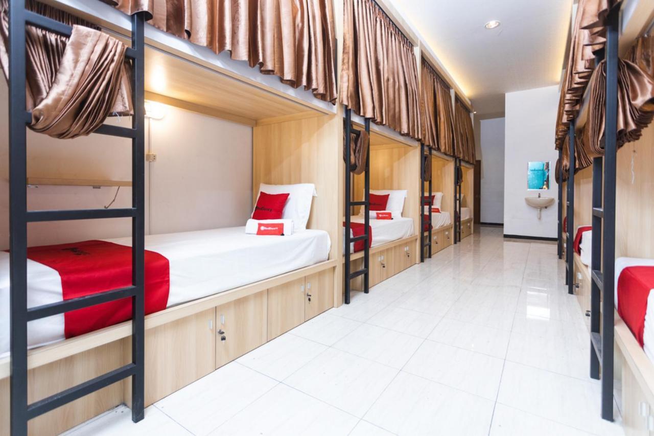Reddoorz Hostel @ Malang City Center 2 Exteriör bild